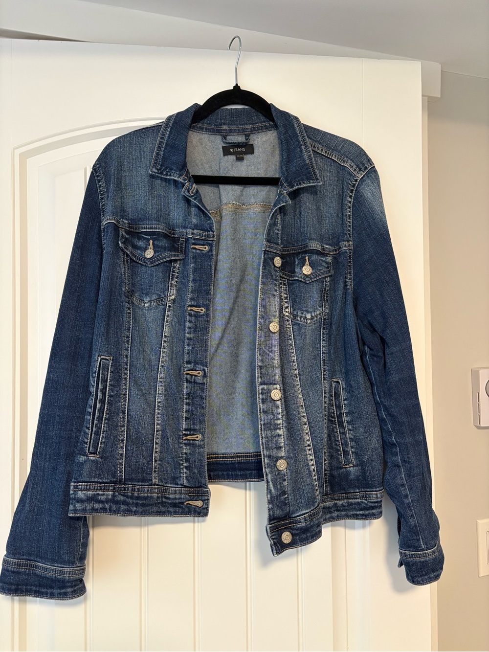 Reitmans Blue Denim Jean Jacket - Women's Casual Trucker Style